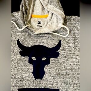 Under Armour tshirt hoody